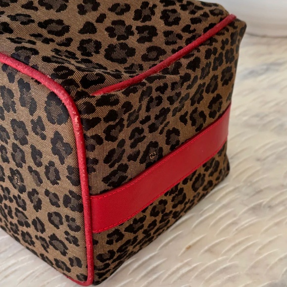 Authentic Fendi Vintage Leopard Print Vanity Bag - Picture 9 of 14